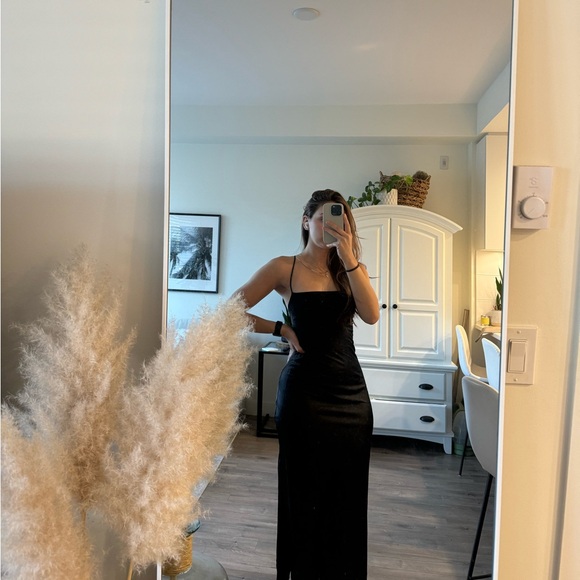 BNWT MESHKI, black satin dress, size XS - Picture 5 of 6